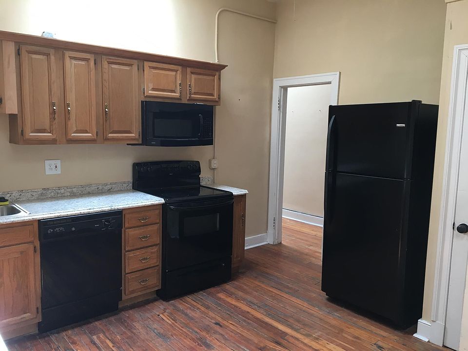 1st image of 505 E Main St #A