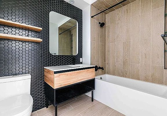 4th image of 260 Gold St APT 115