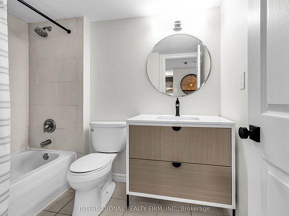 5th image of 705 King St W Unit Penthouse 14