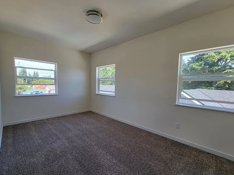 1117 Marguerite Ave — Photo 15
