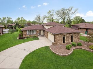 15216 Woodmar Dr, Orland Park, IL