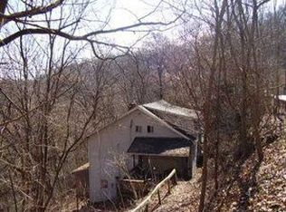 10449 Broadway St, Irwin, PA 15642