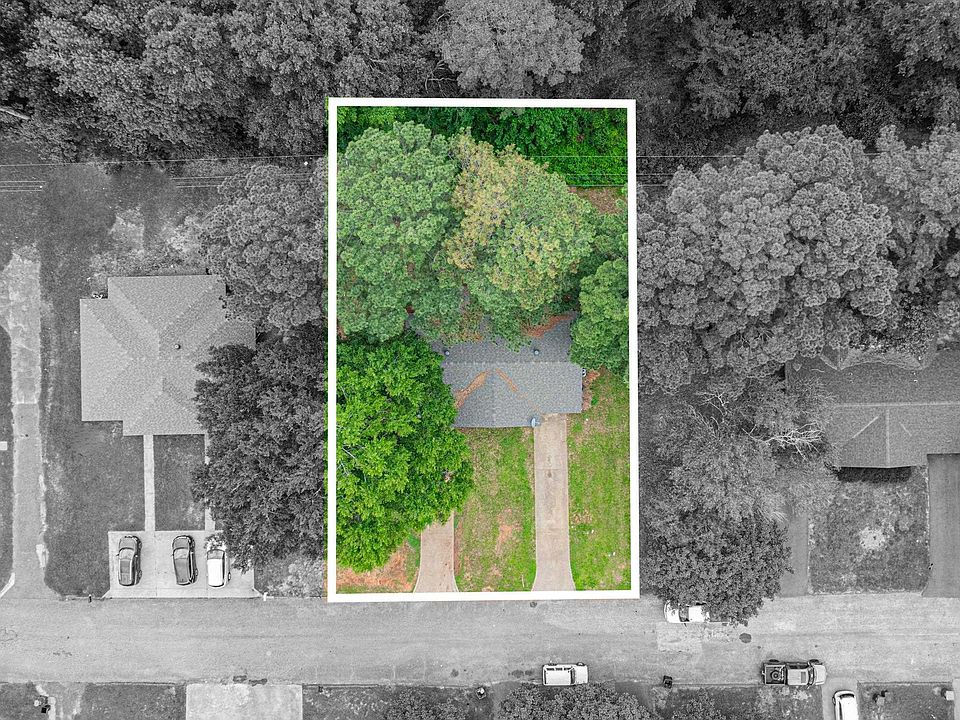 2nd image of 407 Kearley Dr