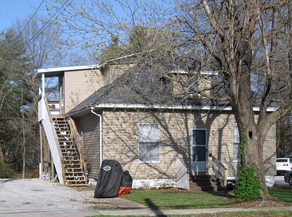 1st image of 604 S Forest Ave