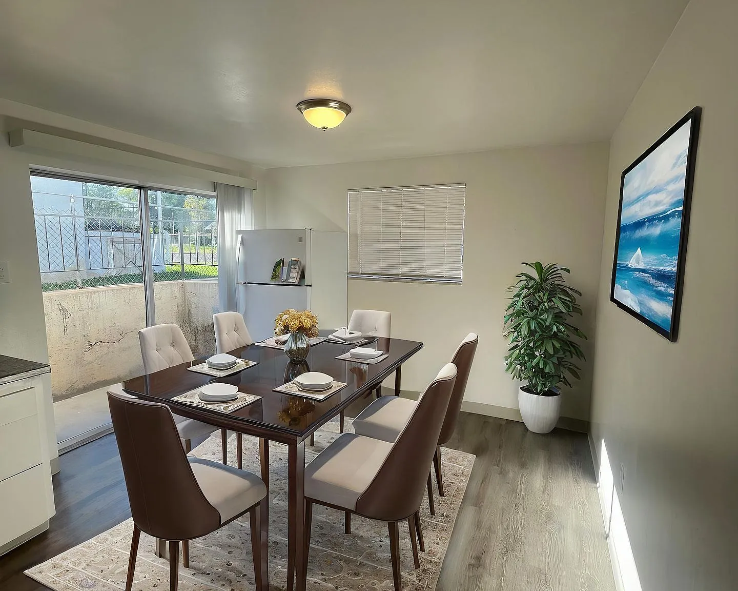 1113 W Arroyo Ave — Photo 2