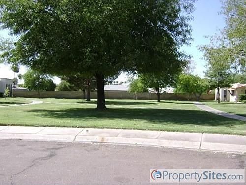 2nd image of 2129 E Dunbar Dr