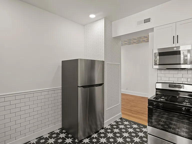 853 Meigs St #B — Photo 5