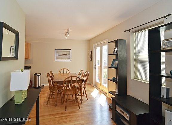 3rd image of 2113 N Kedzie Blvd Unit B