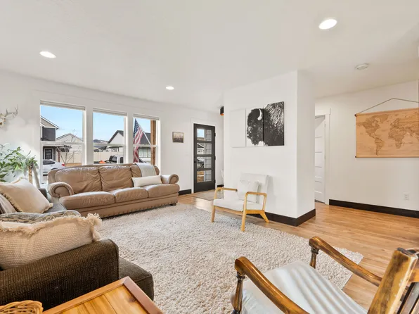 1215 Longfellow Trl, Kalispell, MT 59901