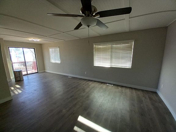 4th image of 3136 Moonbeam Cir S