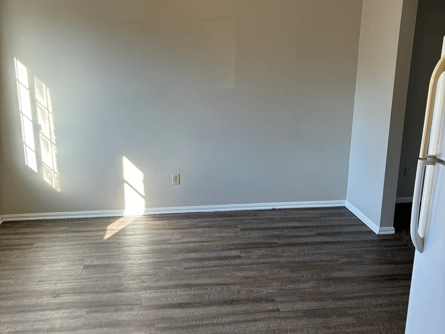6661 Amsel Ave NE — Photo 3
