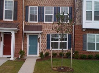 25506 Amber Gate Ter, Chantilly, VA 20152