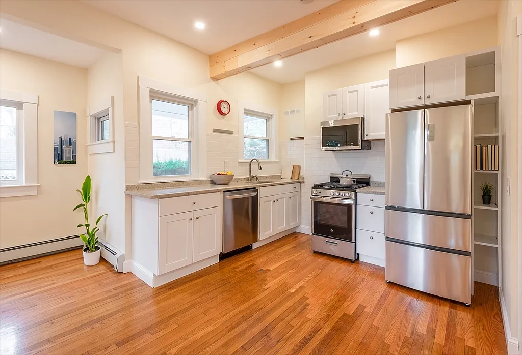 Building Photo - 12 Rindge Ave #2