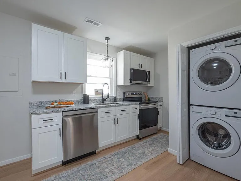 2247 Mountain View Rd — Photo 11