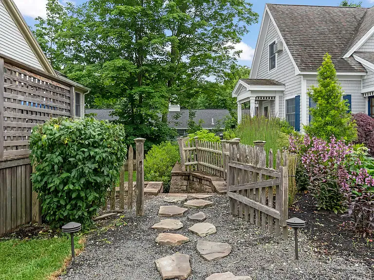 13 Black Boar Dr #3B — Photo 21
