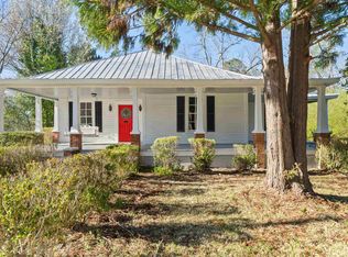 500 Hart Ave, Union Point, GA 30669