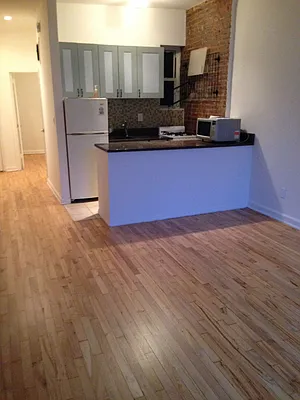 Rented by William J Farmer Inc | media 1