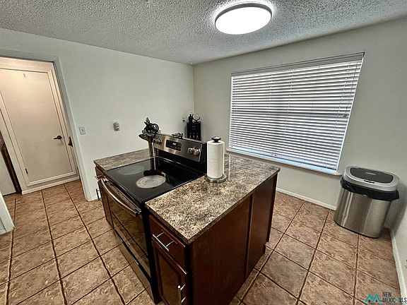 4th image of 100 W Antelope Ln