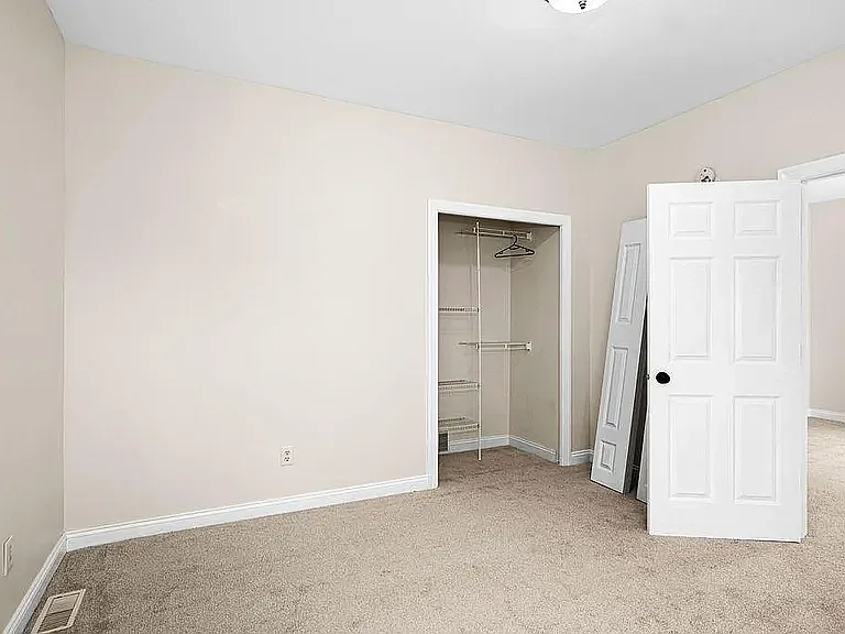 609 8th Ave #1 — Photo 15