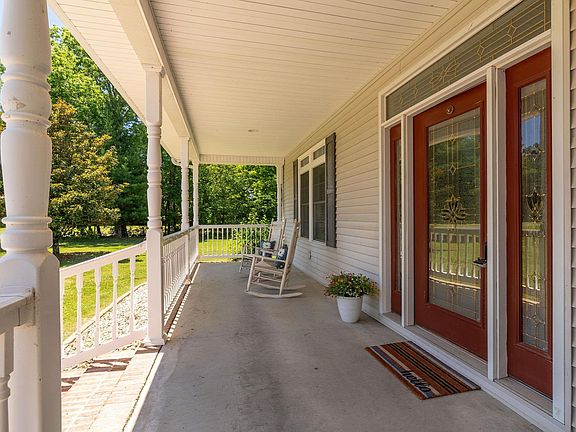 5th image of 1609 Saddlebrook Ln