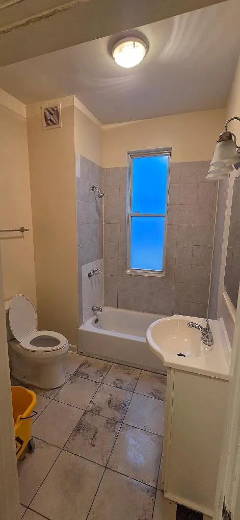 2 bed, $1,550 — Photo 2
