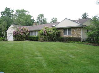 1208 Bear Tavern Rd, Titusville, NJ 08560
