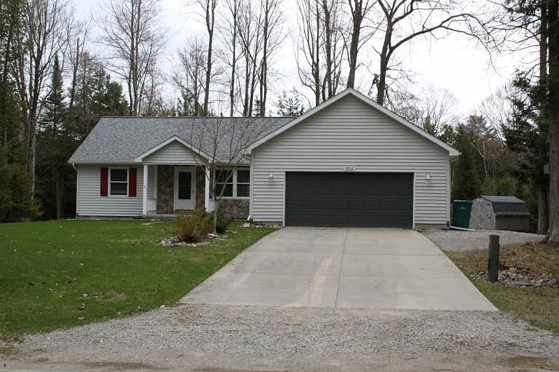1st image of 7612 Huntington Dr