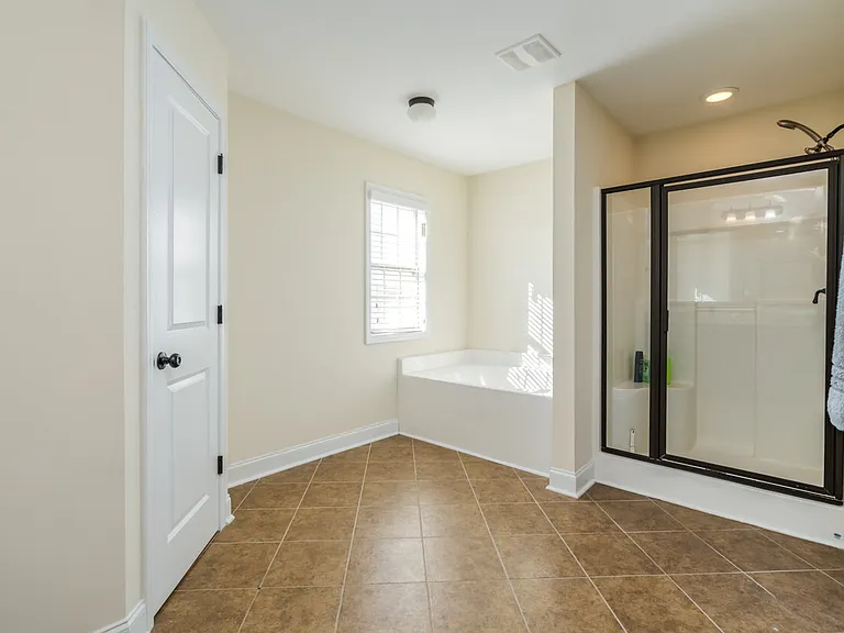 965 McCathern Ave — Photo 34