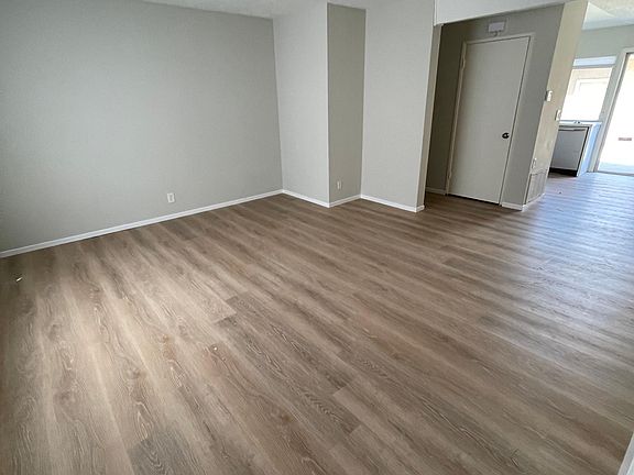 3rd image of 3808 Bixby Dr