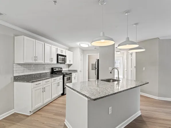 SomerHill Farms Apartments, 7351 Yountville Dr #7301-301, Gainesville, VA 20155