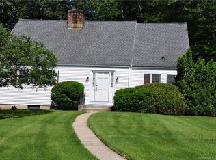 41 Pamlynn Rd, Stamford, CT 06905