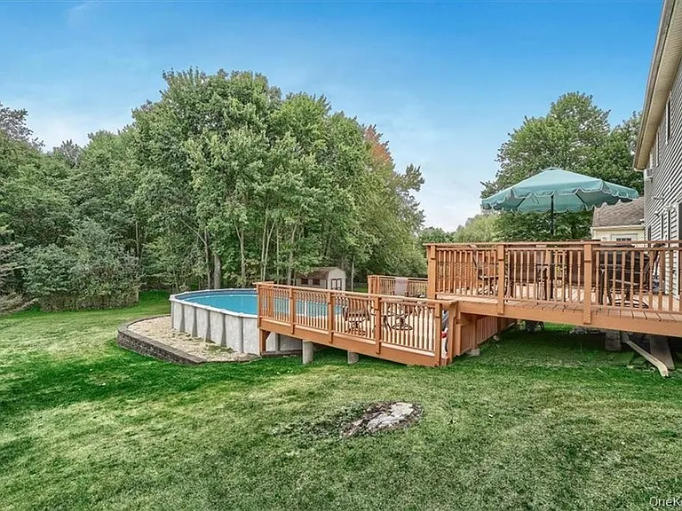 153 Barnes Rd — Photo 1