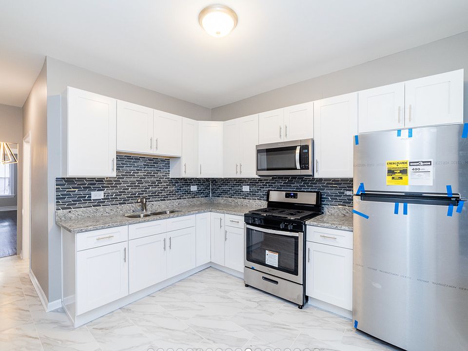 1st image of 7108 S Champlain Ave #1