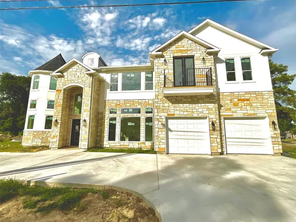9756 Westview Dr, Houston, TX 77055