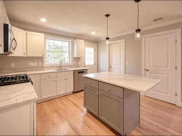 17 Christies Way #17, Holbrook, MA 02343