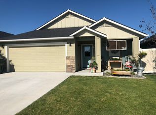 214 Crimson Cir E, Fruitland, ID 83619