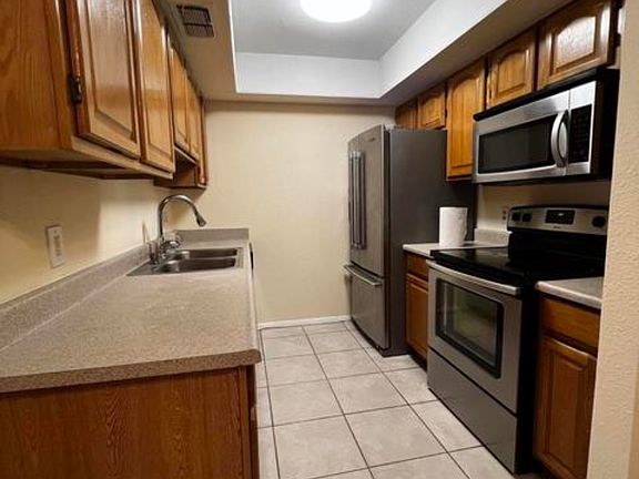 3rd image of 3131 W Cochise Dr Unit 170