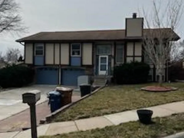 710 Vannornam Dr, Bellevue, NE 68005