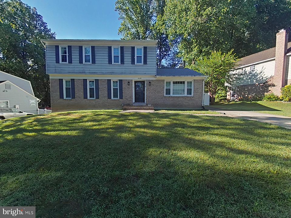 1st image of 1639 Winding Waye Ln