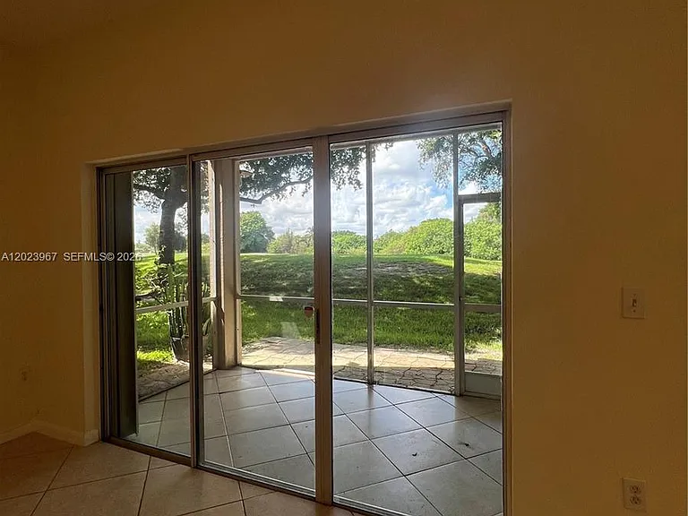 16373 Malibu Dr #51 — Photo 36