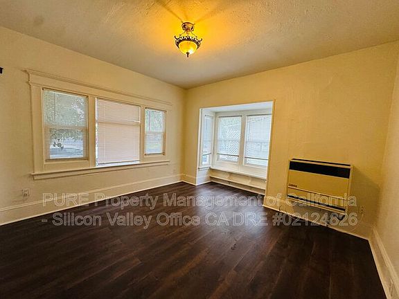 3rd image of 373 Richmond Ave APT 2