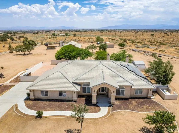 9575 Trinidad Rd, Phelan, CA 92371