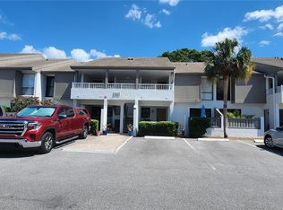 1960 Lakewood Club Dr S #2-F, Saint Petersburg, FL 33712