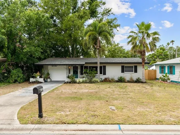 1526 San Mateo Dr, Dunedin, FL 34698