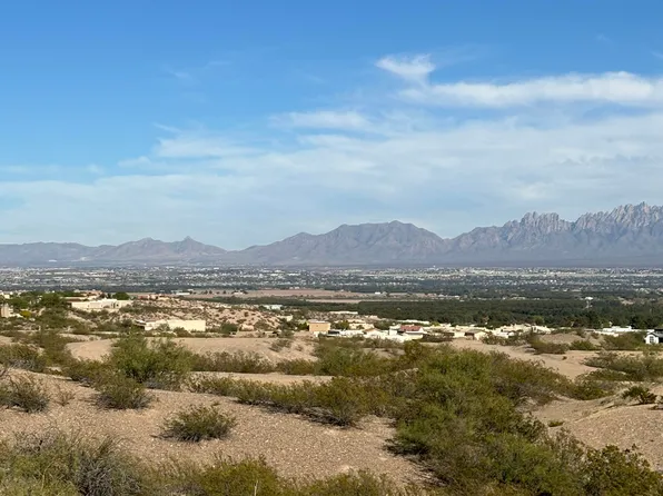 6805 Vermeer St, Las Cruces, NM 88007