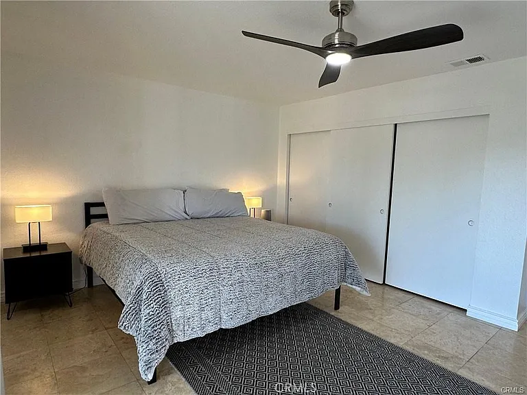 22867 Cove View St #B — Photo 24