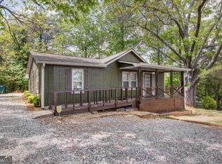 169 Hoyt St, Cornelia, GA 30531