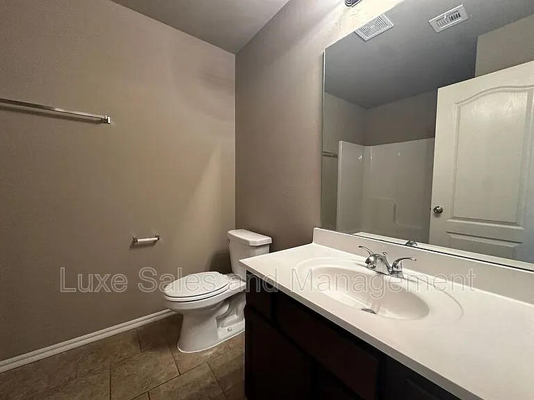 8517 SW 50th St — Photo 18