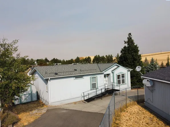 260 NW Golden Hills Dr Space 65, Pullman, WA 99163