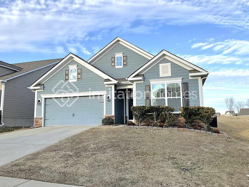 1st image of 119 Margo Ln